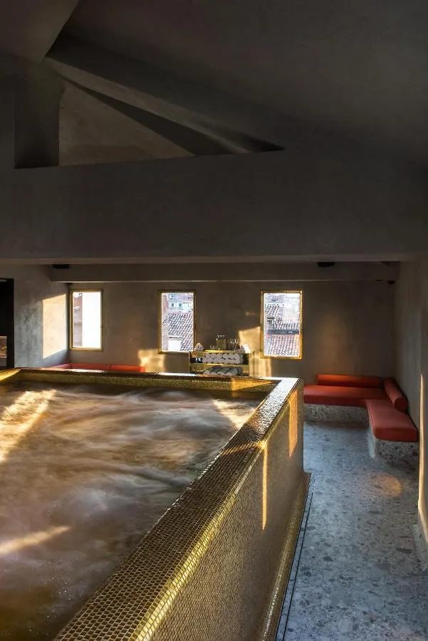 ***** Hotel Nolinski Venezia Italy