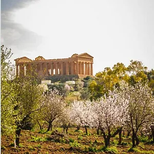 https://a-casa-di-ro-agrigento.sicilyhotelsitaly.net
