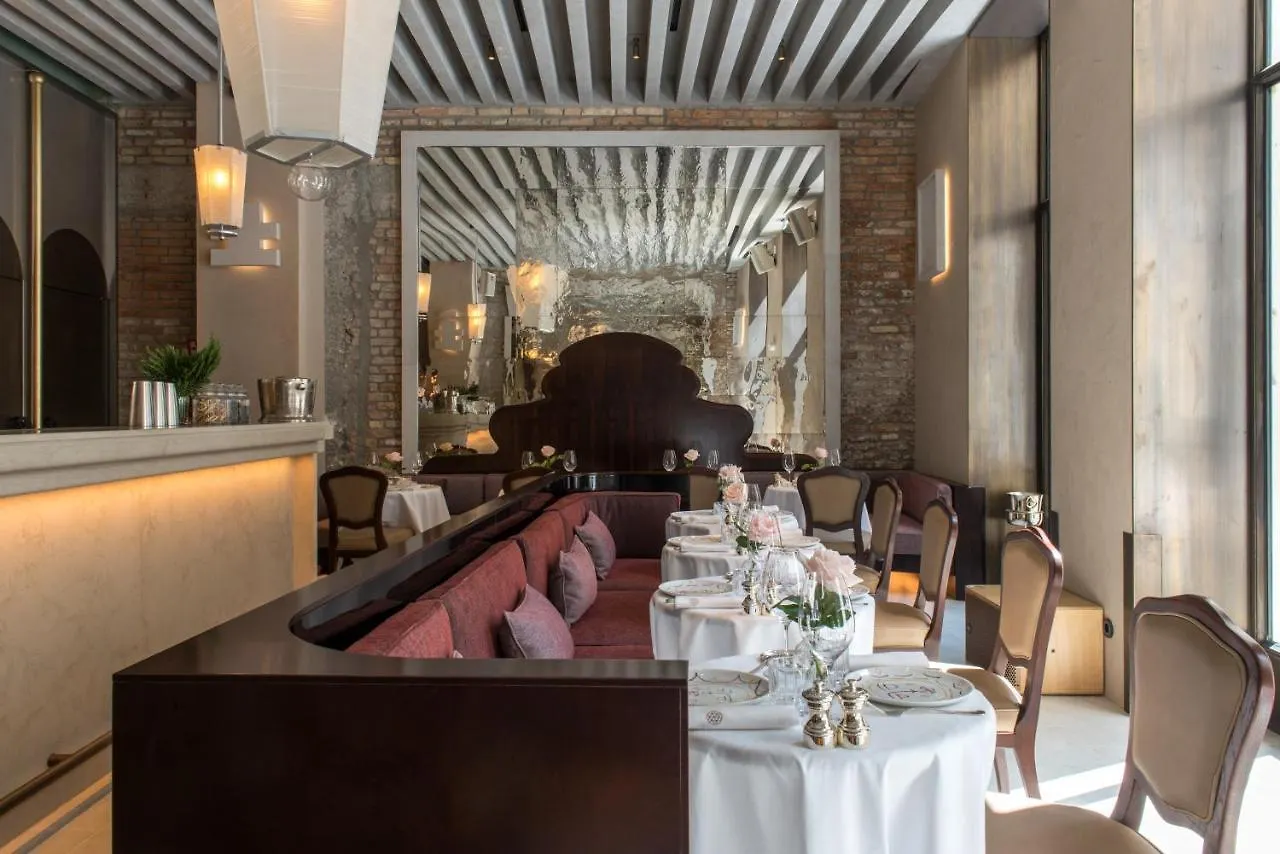 ***** Hotell Nolinski Venezia - Evok Collection Italien